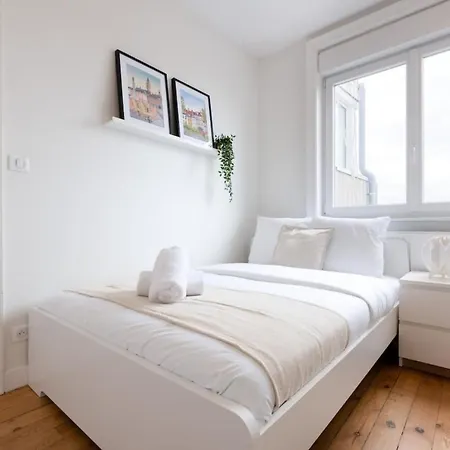 Appartement Republique -2 Bedrooms Very Brightparking ! *