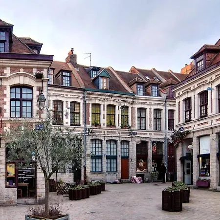 Republique -2 Bedrooms Very Brightparking ! Apartamento Lille