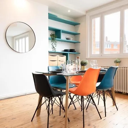 Republique -2 Bedrooms Very Brightparking ! Apartamento Lille