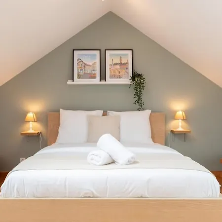 Republique -2 Bedrooms Very Brightparking ! Apartamento
